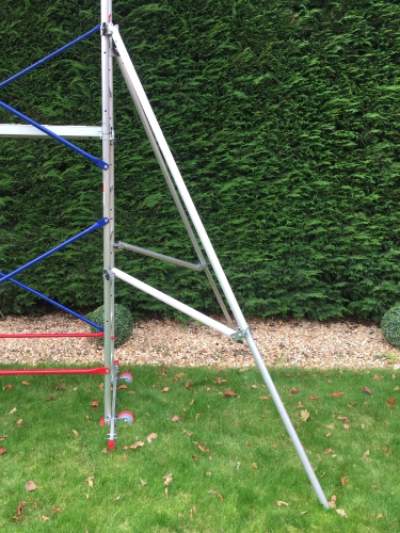 Home Master DIY Scaffold Tower Fixed Outriggers